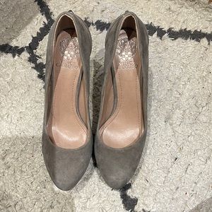 Vince Camuto gray heels